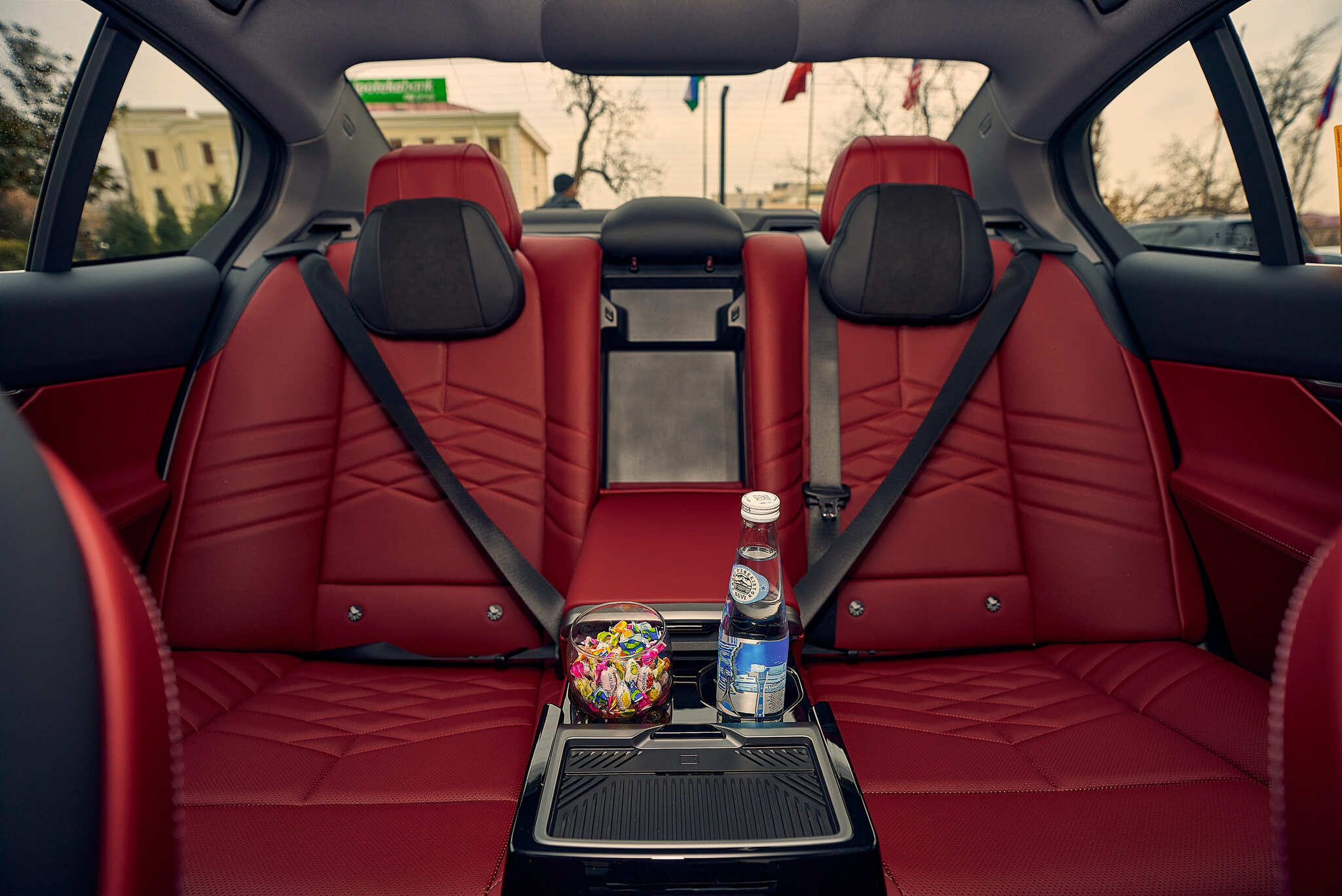 bmw-intr-4.webp